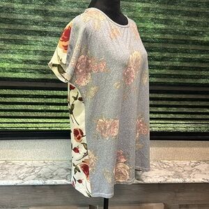 #m2d Women’s SS Round‎ Neck Mixed Floral Print T-Shirt Size Large